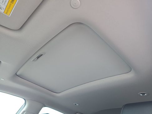 New 2027 Honda HR-V EX-L image 17