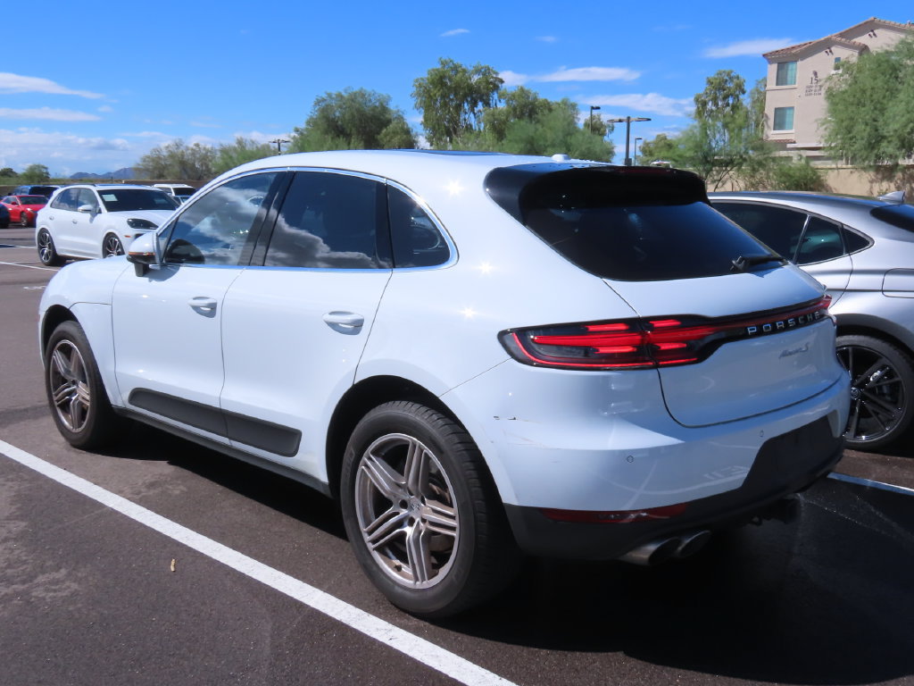 Used 2020 Porsche Macan S AWD/4WD image 4