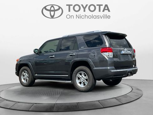 Used 2012 Toyota 4Runner SR5 w/ Convenience Pkg AWD/4WD image 3