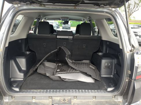 Used 2022 Toyota 4Runner SR5 RWD image 30