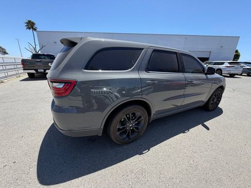 Used 2022 Dodge Durango R/T RWD image 4
