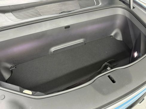 Used 2023 Rivian R1T Launch Edition image 42