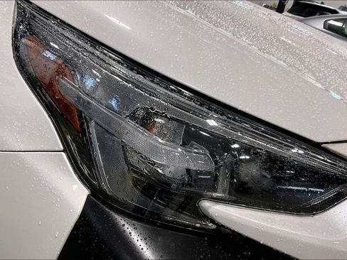 Used 2023 Subaru Outback Limited AWD/4WD image 28