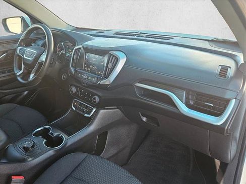 Certified 2024 GMC Terrain SLE image 22