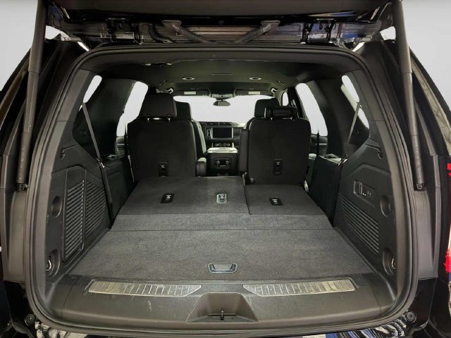Used 2024 GMC Yukon Denali AWD/4WD image 33