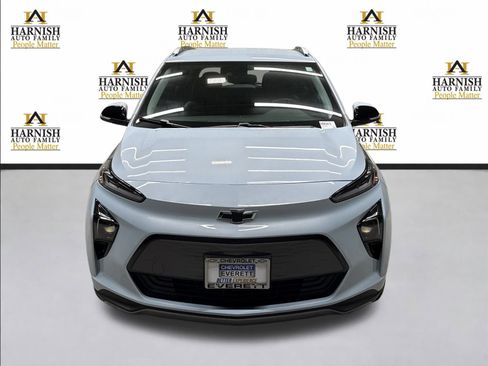 Used 2023 Chevrolet Bolt EUV LT w/ Convenience Package image 10