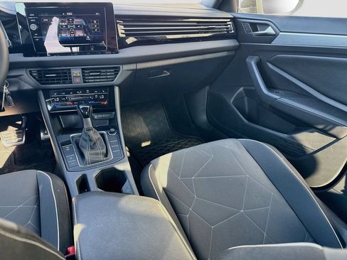 Used 2026 Volkswagen Jetta Sport FWD image 24