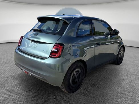 New 2025 FIAT 500 e FWD image 6