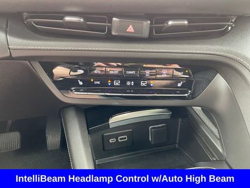 Used 2023 Buick Envision Essence AWD/4WD image 18