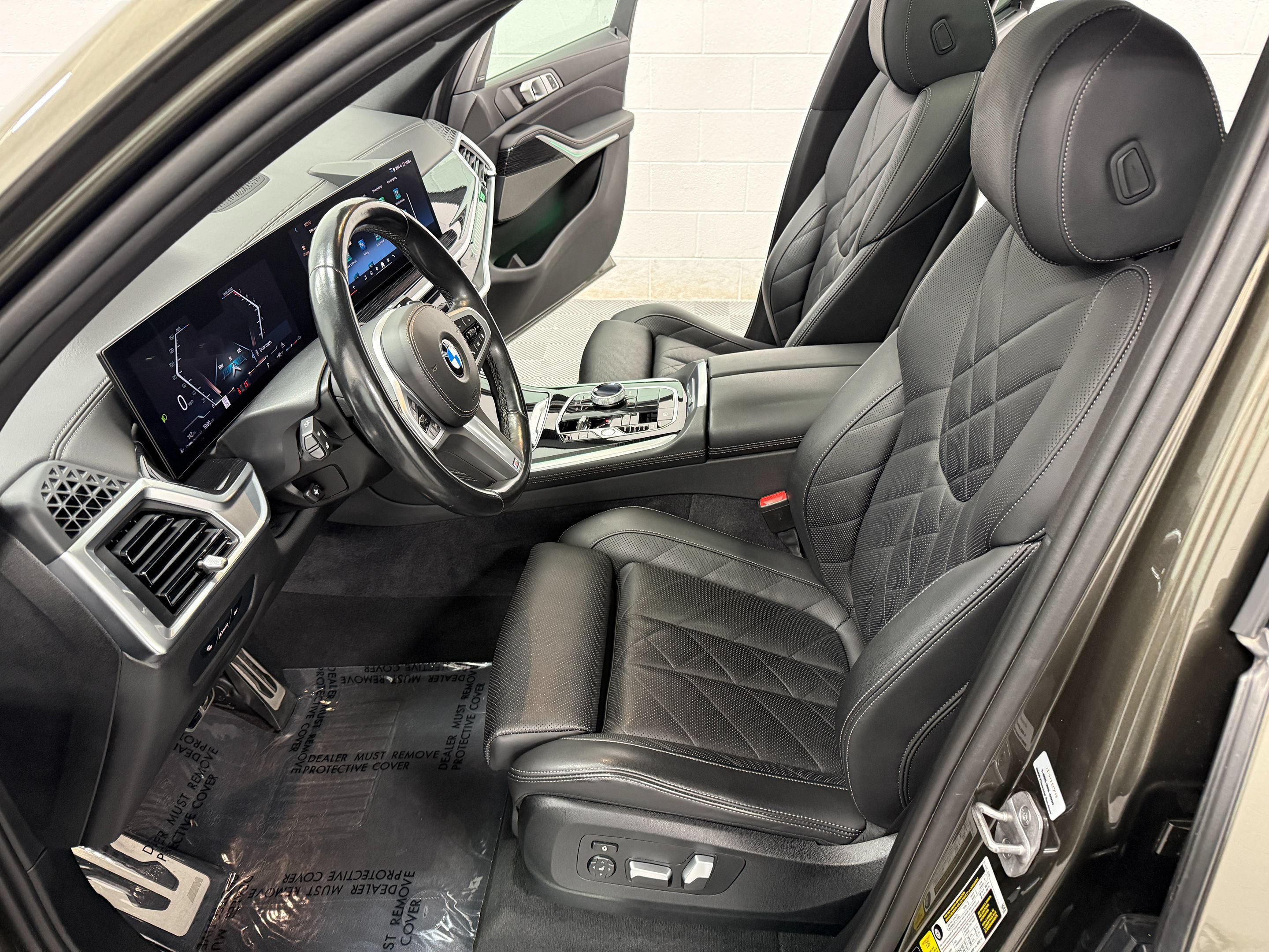 Used 2024 BMW X5 xDrive40i w/ Premium Essential Package AWD/4WD image 14