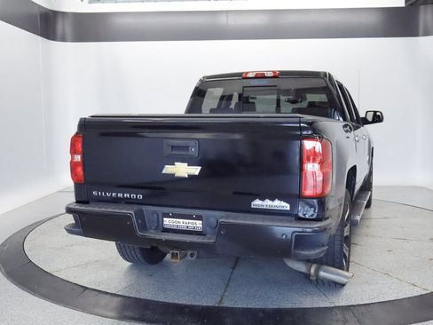 Used 2015 Chevrolet Silverado 1500 High Country w/ High Country Premium Package AWD/4WD image 4