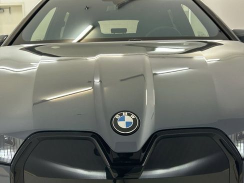 Used 2026 BMW iX xDrive60 w/ M Sport Package AWD/4WD image 25