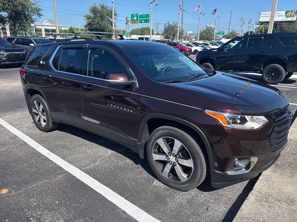 Certified 2021 Chevrolet Traverse LT w/ LT Premium Package FWD image 6