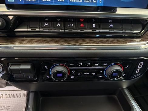 Used 2023 Chevrolet Silverado 1500 LT w/ Convenience Package II image 13