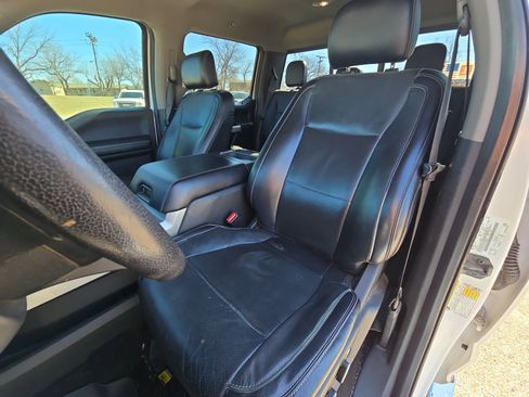 Used 2016 Ford F150 Lariat w/ Equipment Group 502A Luxury image 11