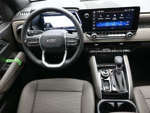 New 2026 Chevrolet Colorado ZR2 w/ Technology Package AWD/4WD image 26