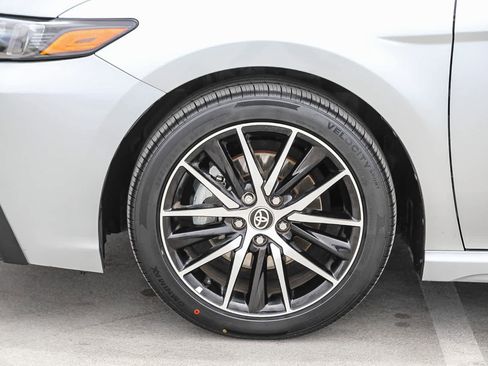 Used 2024 Toyota Camry SE FWD image 10