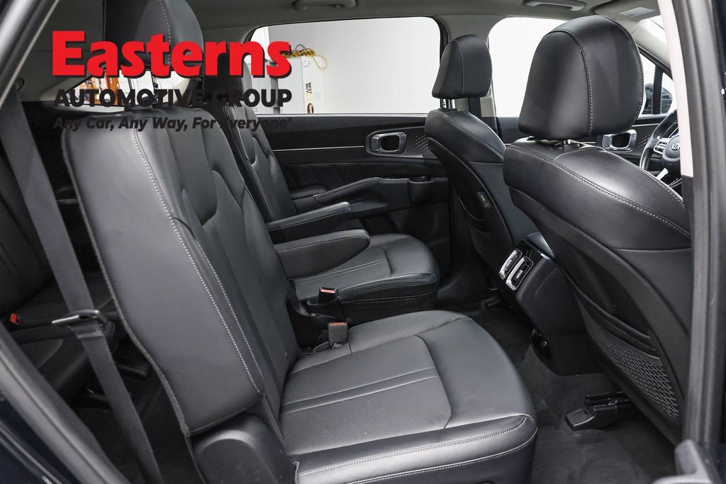Used 2021 Kia Sorento SX FWD image 24