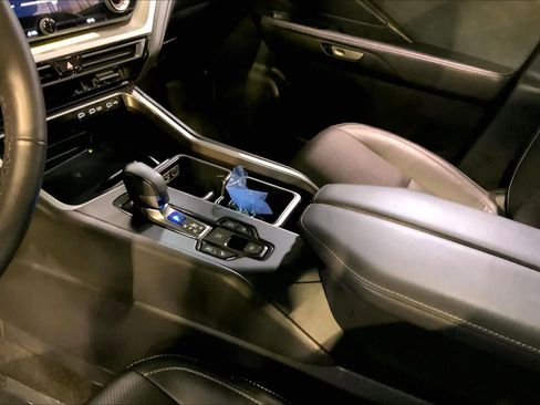 Used 2025 Lexus TX 350 AWD image 16