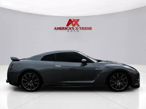 Used 2013 Nissan GT-R Premium AWD/4WD image 6