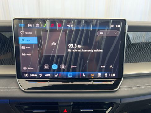 New 2026 Volkswagen Tiguan SE R-Line image 24