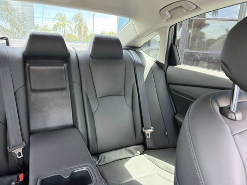 Used 2023 Honda Accord Touring image 15