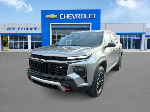 New 2026 Chevrolet Traverse Z71 w/ Enhanced Driving Package image 1