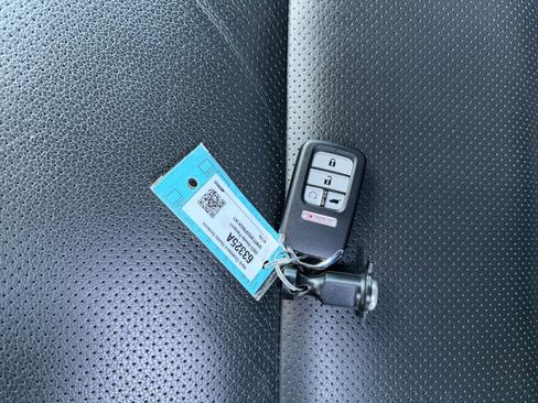 Used 2023 Honda Passport EX-L image 10