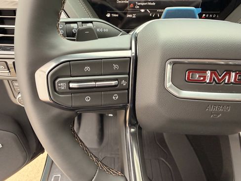 New 2026 GMC Yukon AT4 w/ AT4 Premium Plus Package image 20