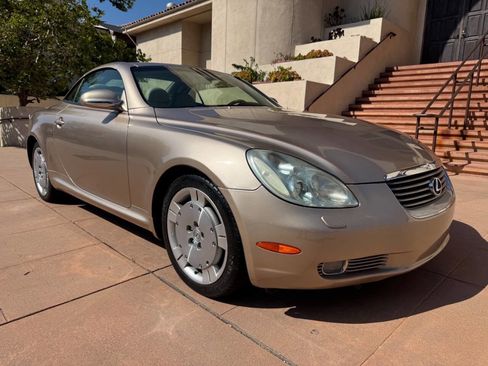 Used 2003 Lexus SC 430 Convertible RWD image 2