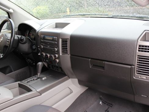 Used 2004 Nissan Armada SE w/ (BOS) Bose Pkg AWD/4WD image 19