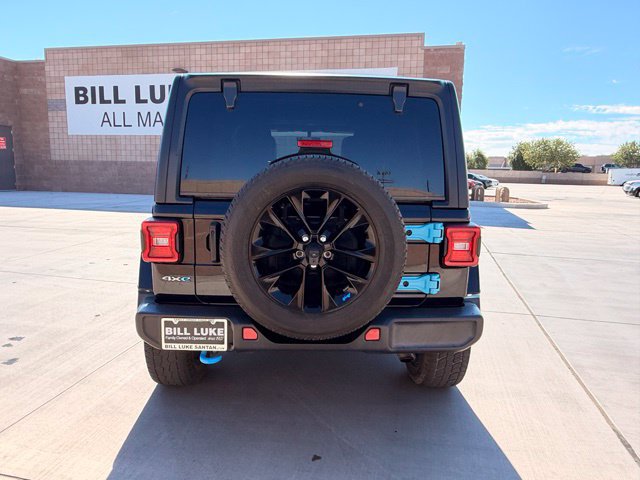 Used 2023 Jeep Wrangler Unlimited Sahara AWD/4WD image 7