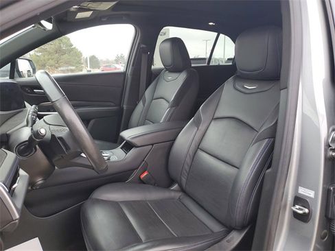 Used 2024 Cadillac XT4 Sport image 5