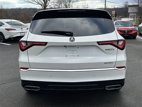 Certified 2023 Acura MDX SH-AWD w/ Technology Package image 3