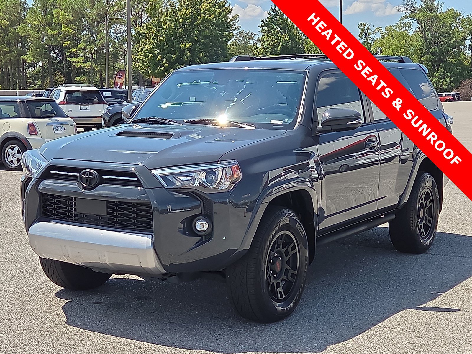 Used 2024 Toyota 4Runner TRD Off-Road Premium w/ Moonroof Package AWD/4WD image 2