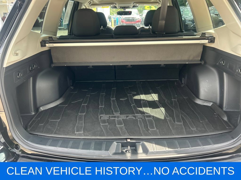 Certified 2023 Subaru Forester Premium AWD/4WD image 2