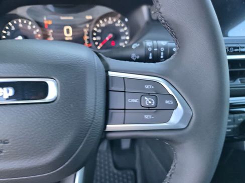 New 2026 Jeep Compass Latitude AWD/4WD image 20