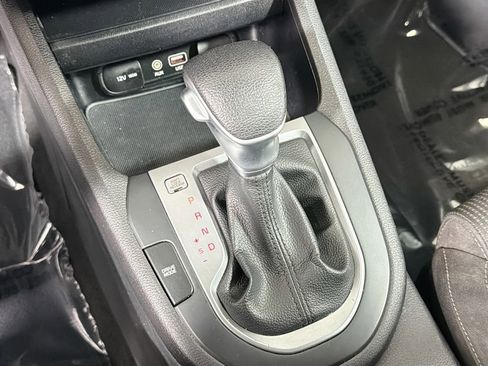 Used 2020 Kia Forte LXS FWD image 18