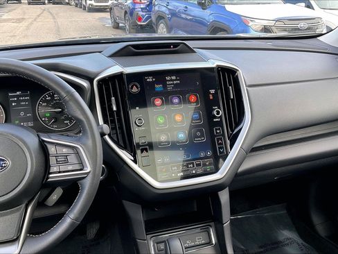 Certified 2025 Subaru Ascent Limited image 6