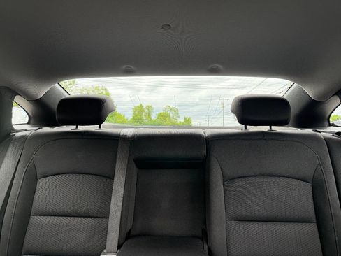 Used 2020 Chevrolet Malibu LT image 31