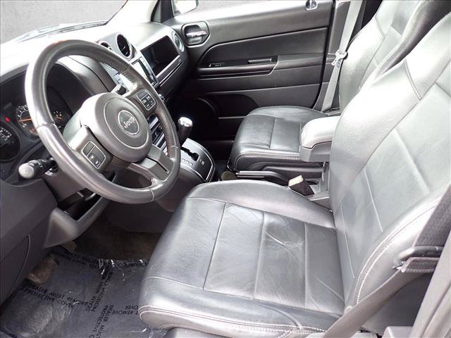 Used 2016 Jeep Patriot High Altitude AWD/4WD image 10