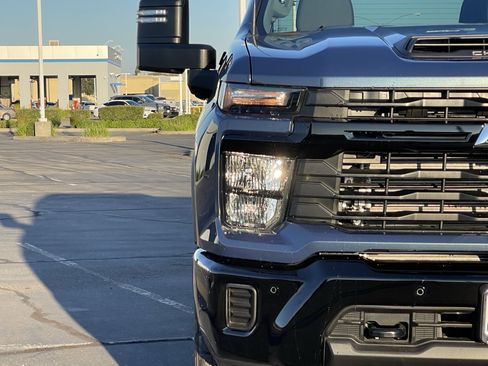 New 2026 Chevrolet Silverado 2500 Custom w/ Custom Value Package image 7