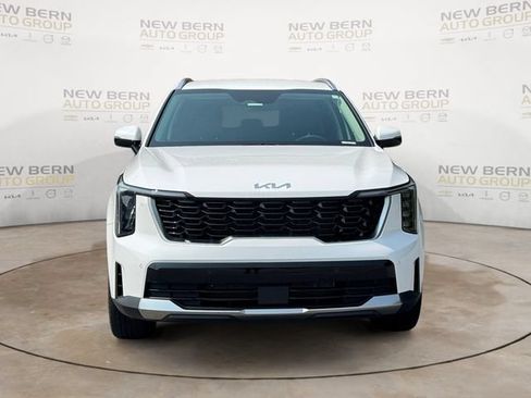 Used 2025 Kia Sorento S AWD/4WD image 8