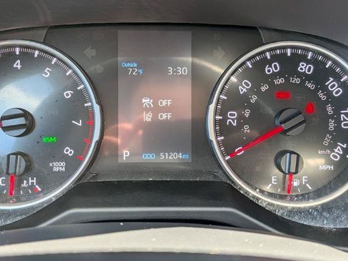Used 2022 Toyota RAV4 XLE w/ Carpet Mat Package (TMS) AWD/4WD image 17