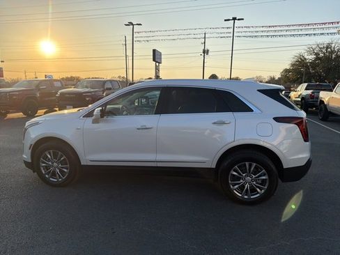 Used 2023 Cadillac XT5 Premium Luxury image 10
