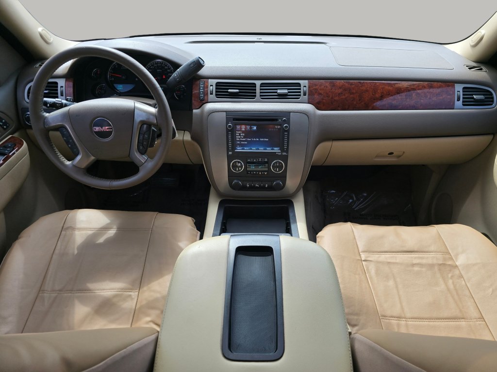 Used 2014 GMC Yukon XL SLT RWD image 2