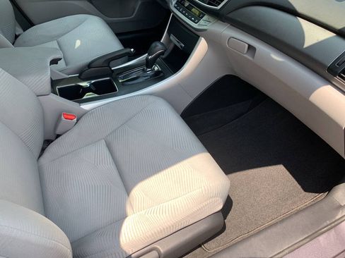 Used 2014 Honda Accord LX image 16