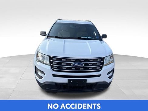 Used 2016 Ford Explorer FWD image 10