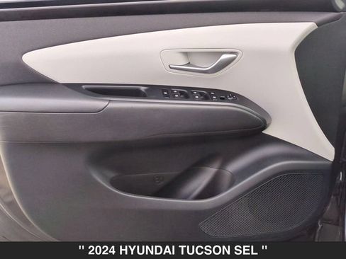 Used 2024 Hyundai Tucson SEL w/ Convenience Package AWD/4WD image 11