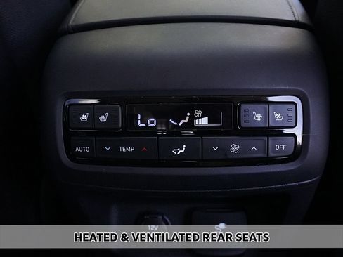 Used 2023 Hyundai Palisade Limited AWD/4WD image 11